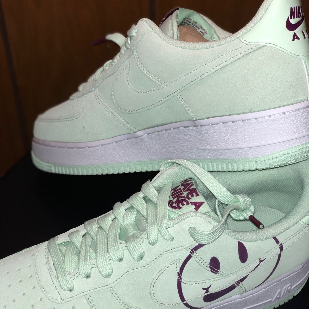 AIR FORCE 1 0’7 LV8 ND (size 10)